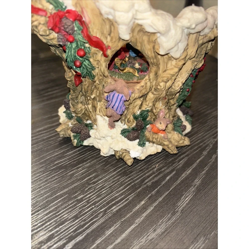 Vintage Music Box Ceramic Santa/elf/rabbits in tree spinning‎ Plays Melody